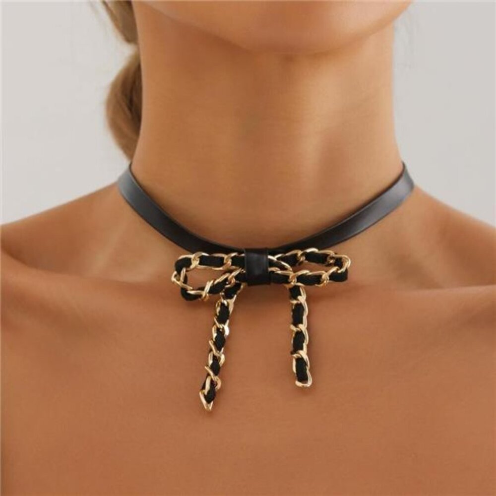 🎀 Gold & Black Bow Necklace | Dainty Leather Choker | Elegant & Trendy - Picture 3 of 6